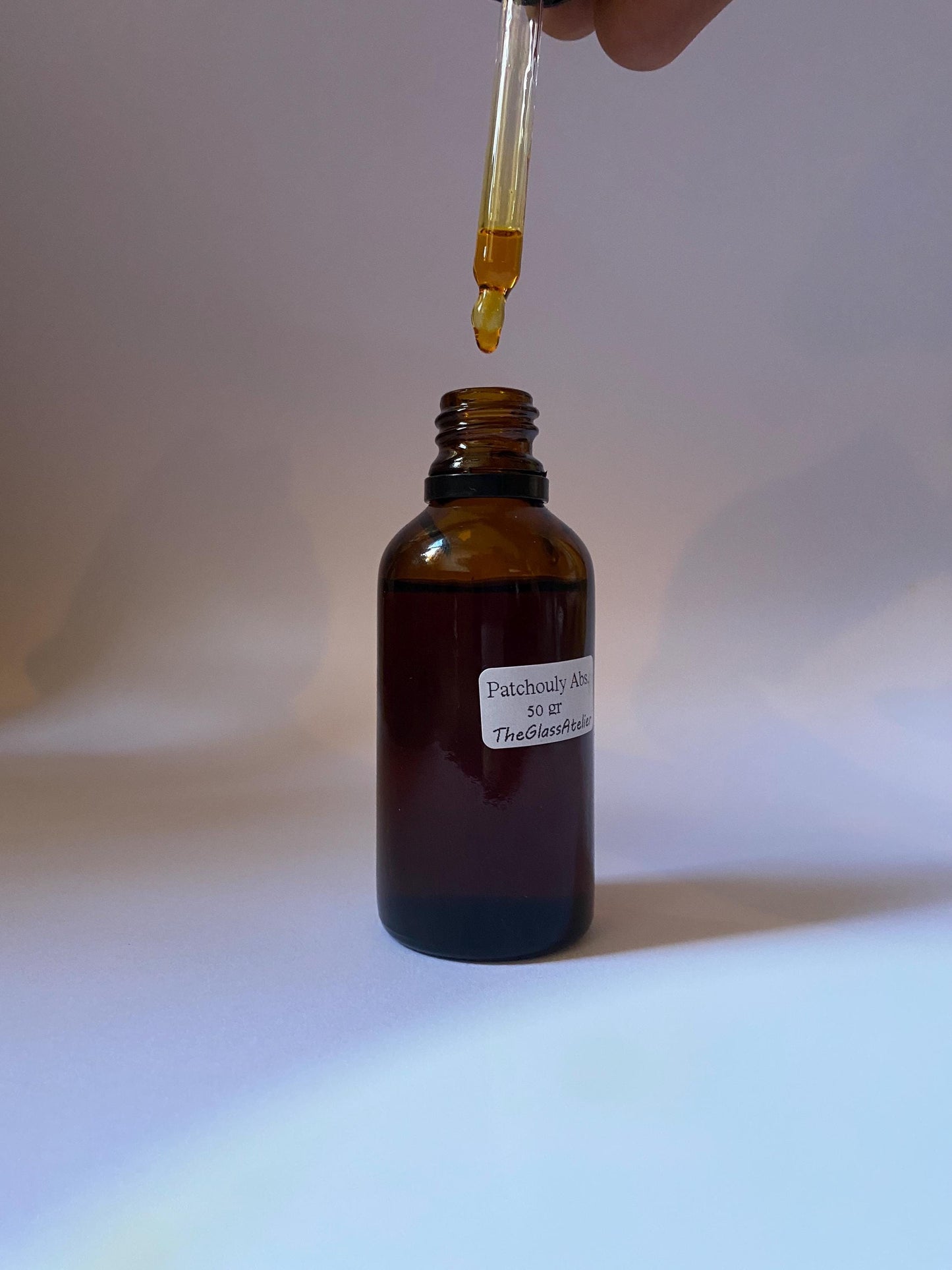 Patchouli Absolute – Indonesia | Lively Wood, Aromatic Shade