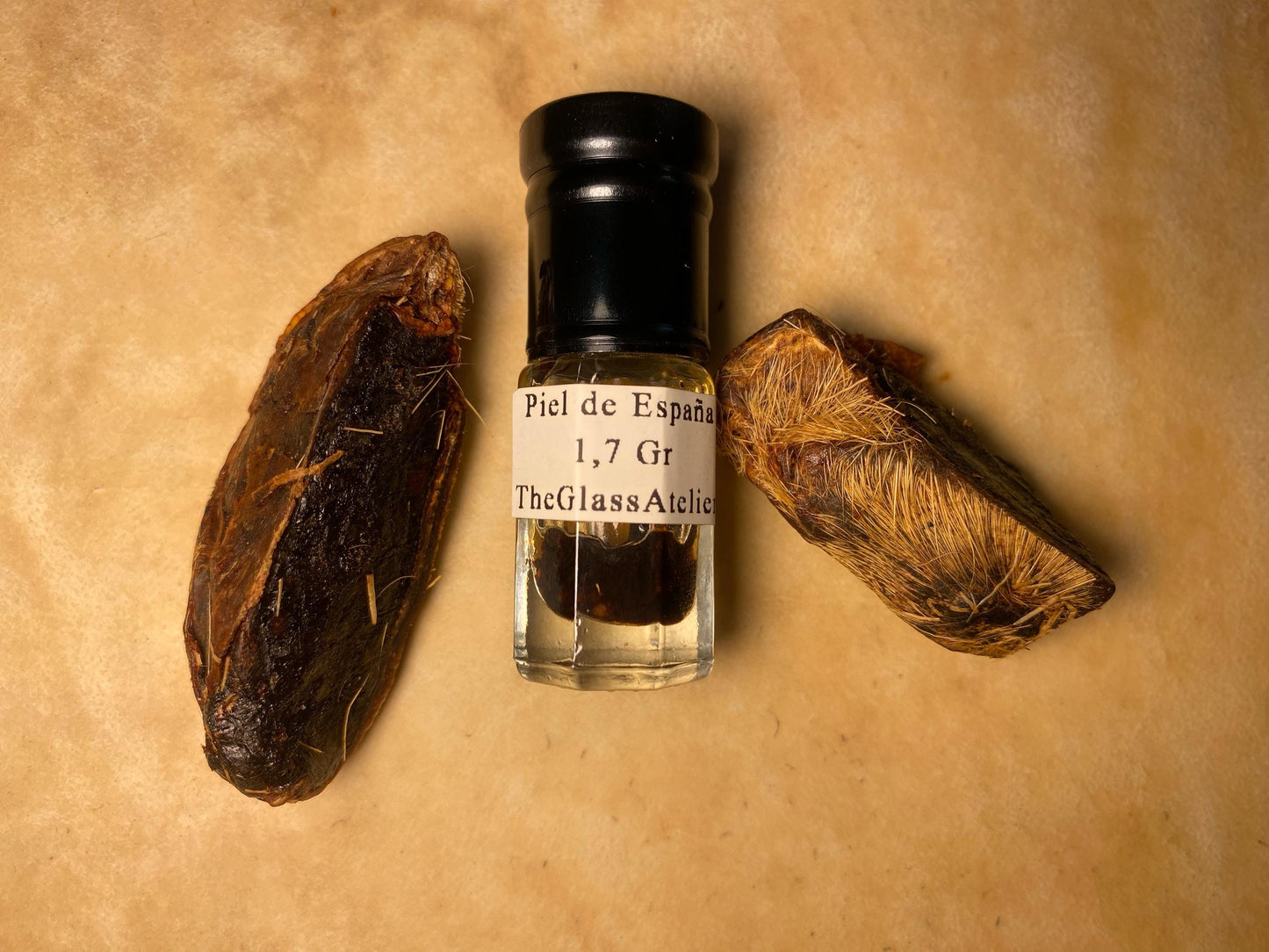 Spanish Attar Leather | 1.7 grams